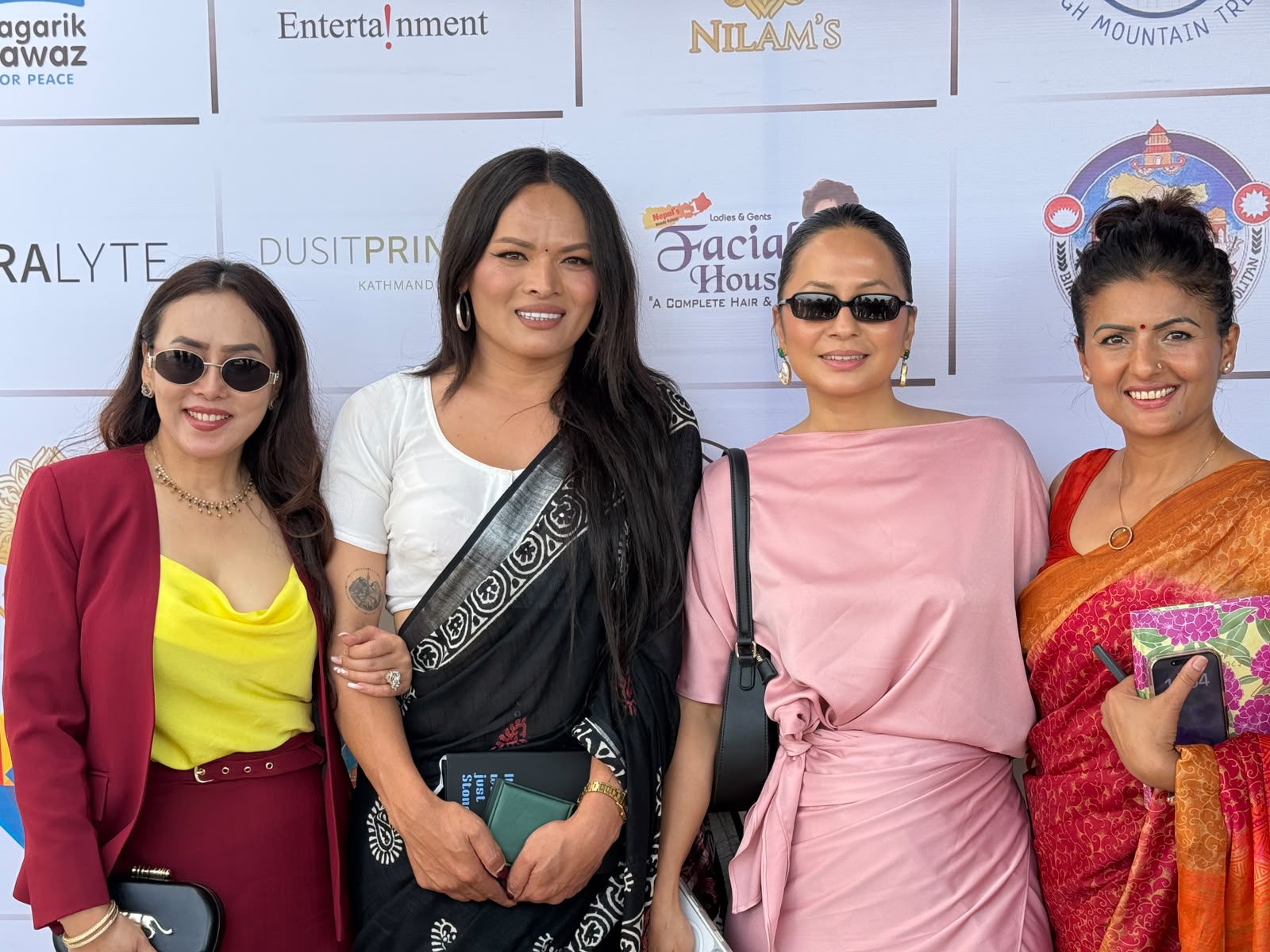 सगरमाथाको चुरुरो चुम्ने पहिलो ट्रान्सजेन्डर महिला बनिन निलम, रासपा सांसद अनुष्का देखि माल्भिका सुब्बा पुगे साथ दिन
